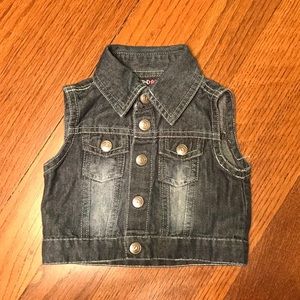 Limited Too Jean Sleeveless Top